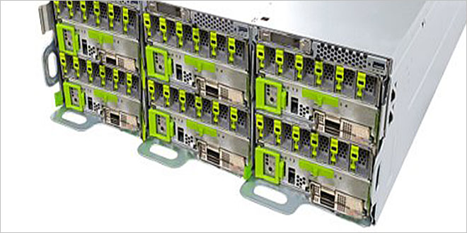 Ein Server-Rack mit E1.S 25 mm