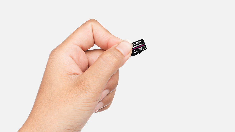 Zdjęcie karty microSD EXCERIA PLUS G2 – 02